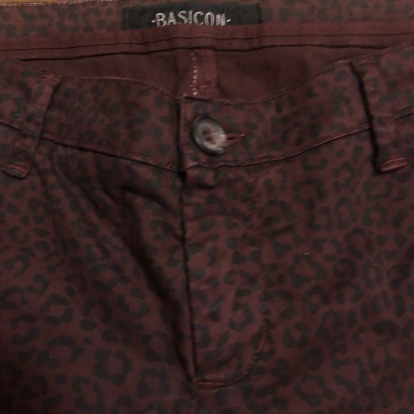 Maroon Black Leopard Cheetah Animal Print Low Rise Stretch Denim Jeans Basicon - Picture 3 of 7